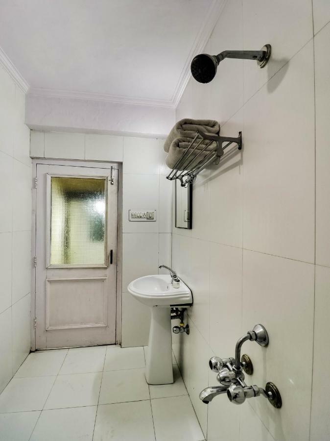 Oyo 3361 Hotel Kapital Шимла Екстериор снимка